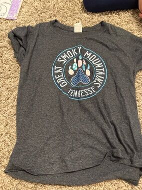 Great Smoky Mountains Tennessee Graphic Tee - Dark Gray with Teal & Pink Paw